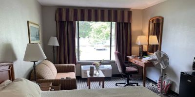 Days Inn by Wyndham Mystic CT
