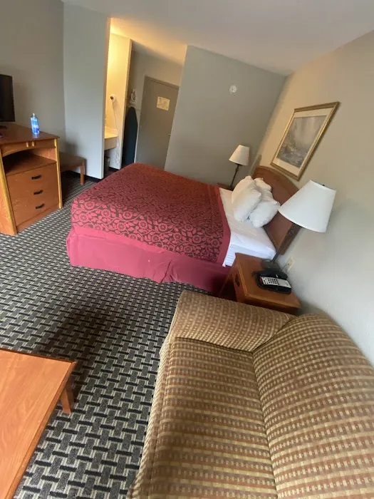 Days Inn by Wyndham Mystic CT 5