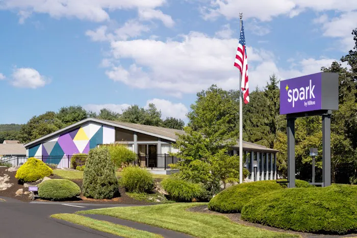 Spark by Hilton Mystic Groton 5