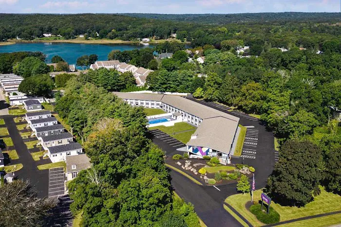 Spark by Hilton Mystic Groton 5