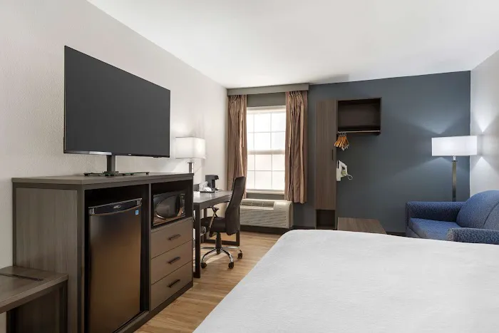 Best Western Mystic Hotel 5