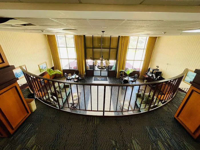 Mystic River Hotel & Suites 5