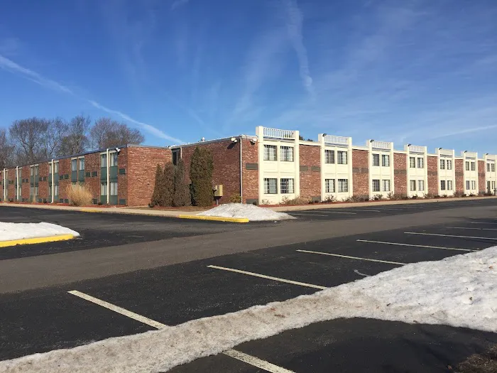 Mystic River Hotel & Suites 5