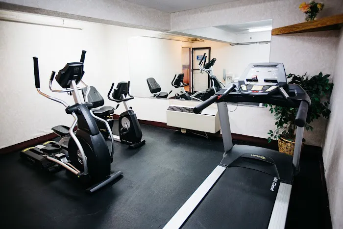 Mystic River Hotel & Suites 5