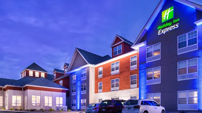 Holiday Inn Express Mystic - Groton Area by IHG 5