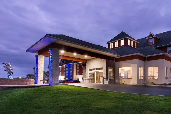 Holiday Inn Express Mystic - Groton Area by IHG 5