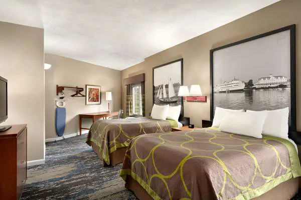 Super 8 by Wyndham West Greenwich/Providence 4