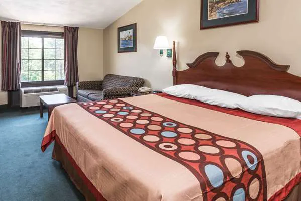 Super 8 by Wyndham West Greenwich/Providence 4