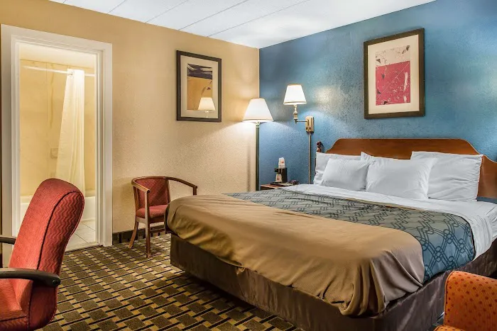 Econo Lodge Cranston - Providence 4