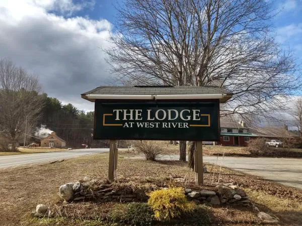 The Lodge at West River 4