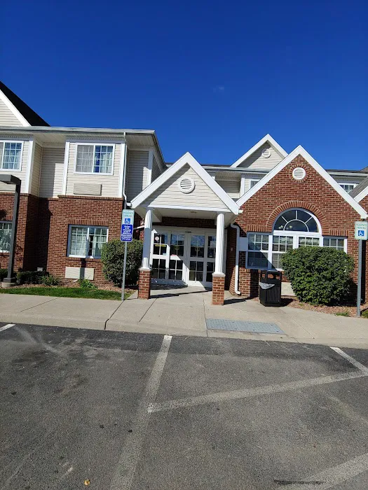 Microtel Inn & Suites by Wyndham Chili/Rochester Airport 4