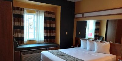 Microtel Inn & Suites by Wyndham Chili/Rochester Airport