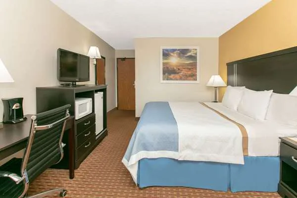 Days Inn by Wyndham Hornell NY 4