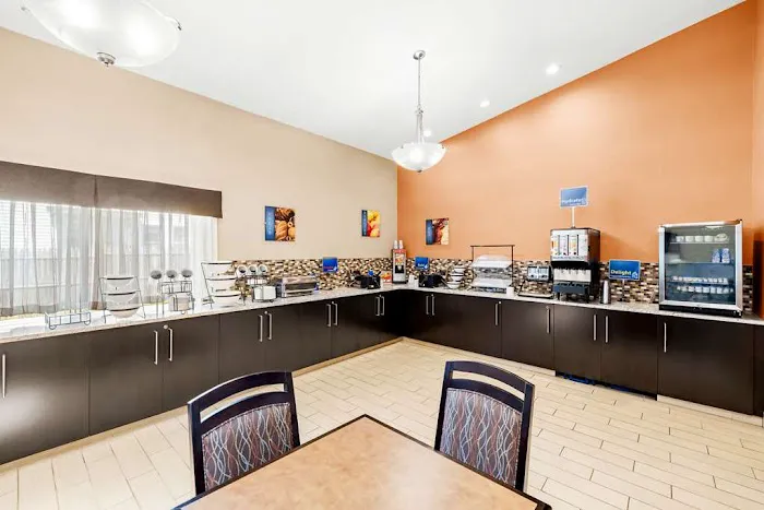 Best Western Maple City Inn 4