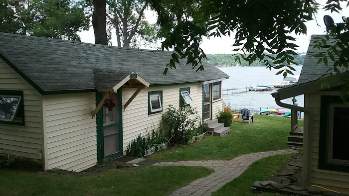 Days by the Lake 4