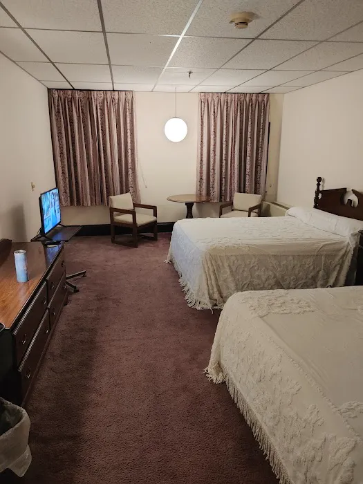 Old National Hotel 4