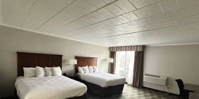 Finger Lakes Inn & Suites
