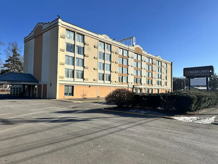 Finger Lakes Inn & Suites 4