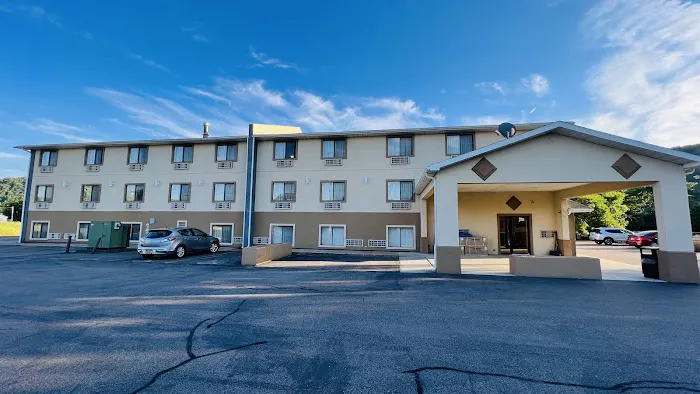 Super 8 by Wyndham Bath Hammondsport Area 4