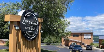 Lakeside Resort & 3812 Bistro