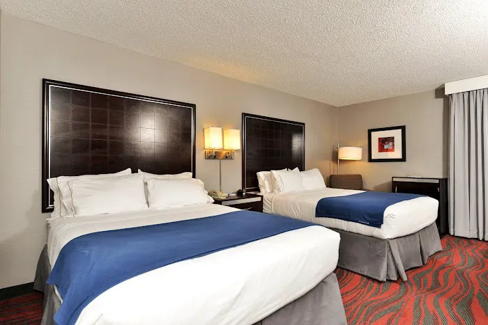 Holiday Inn Express Corning - Painted Post by IHG 4