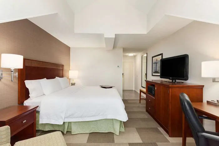 Hampton Inn Colchester 4