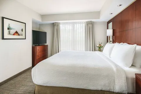 Residence Inn Burlington Colchester 4
