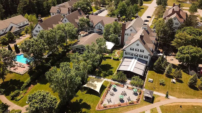 The Essex Resort & Spa 5