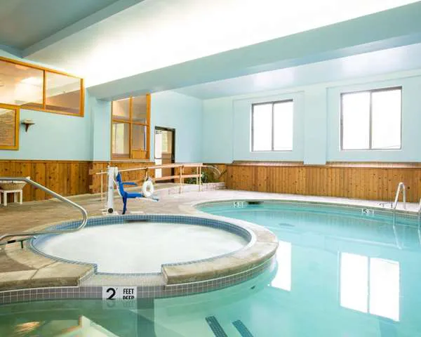 Rodeway Inn 4