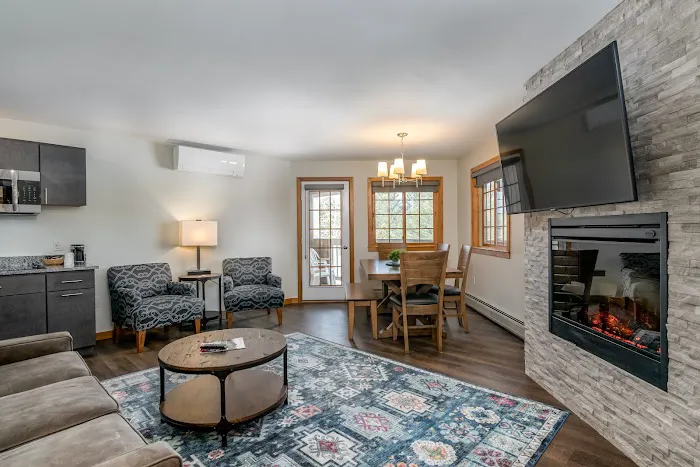 Grey Fox Inn 4