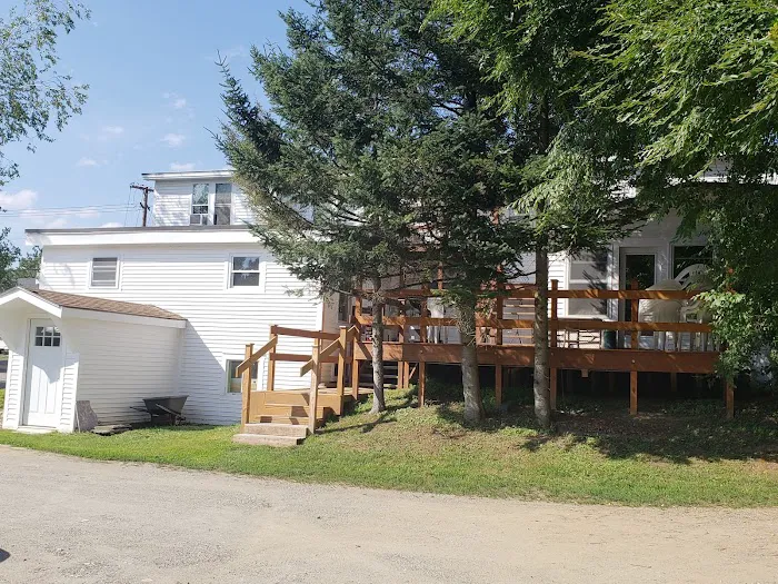 Riverside Inn 4