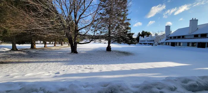 Village Green At Stowe 4