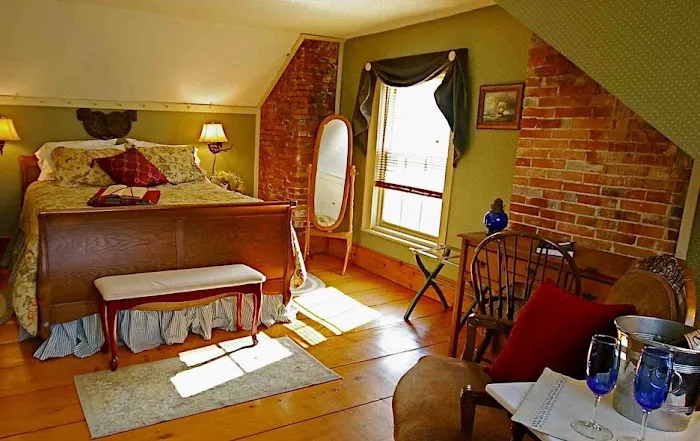 The Federal House Inn 4