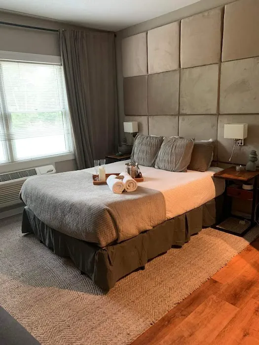Deer Park Resort 5