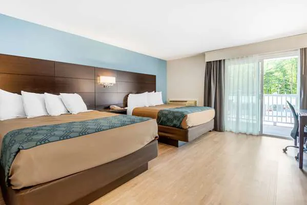 Quality Inn & Suites 4