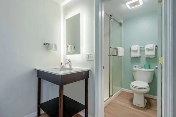 Quality Inn & Suites 4