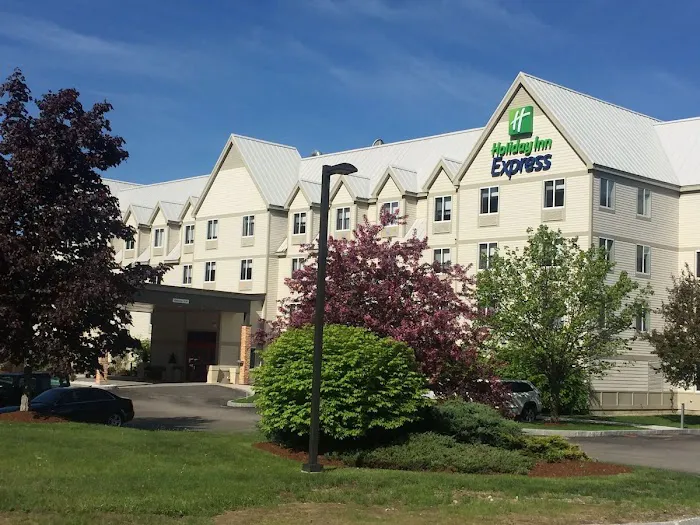 Holiday Inn Express & Suites Lincoln East - White Mountains by IHG 5