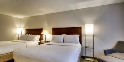 Holiday Inn Express & Suites Lincoln East - White Mountains by IHG
