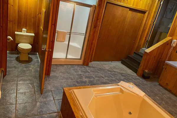 Travelodge by Wyndham Lincoln Near White Mountain 4