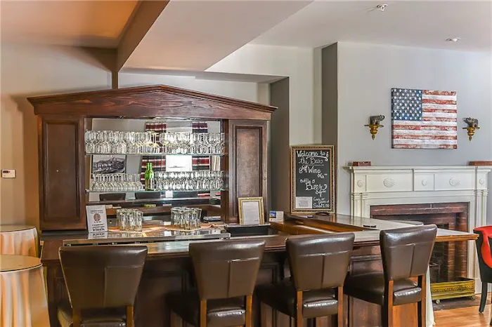 Windsor Mansion Inn 4