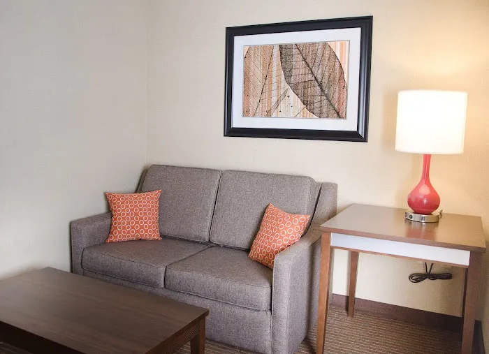 Holiday Inn Express & Suites Watertown-Thousand Islands by IHG 4