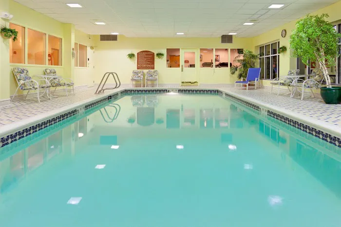 Holiday Inn Express & Suites Watertown-Thousand Islands by IHG 4