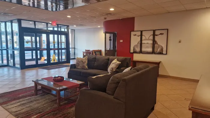 Ramada by Wyndham Watertown 4