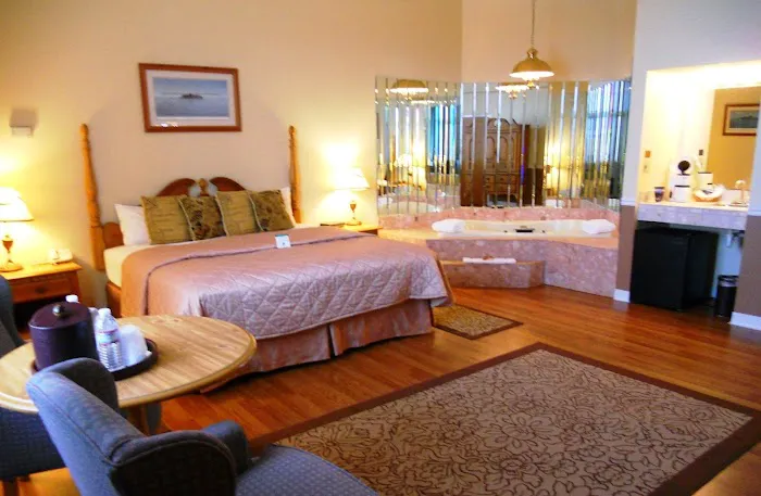 Riveredge Resort 4