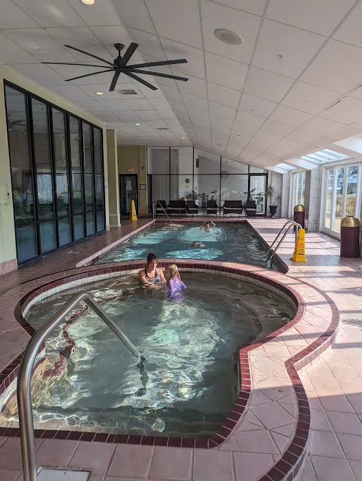 Riveredge Resort 4
