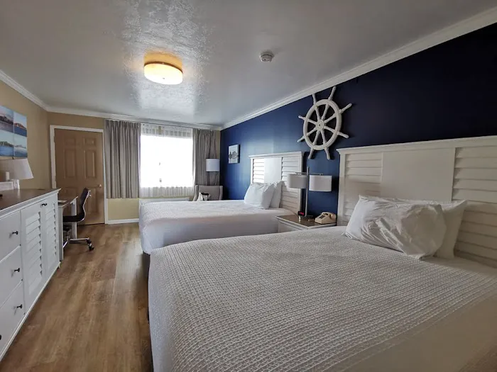 Capt. Thomson's Resort 4