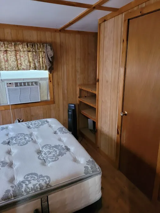 Saratoga Escape Lodges & RV Resort 4