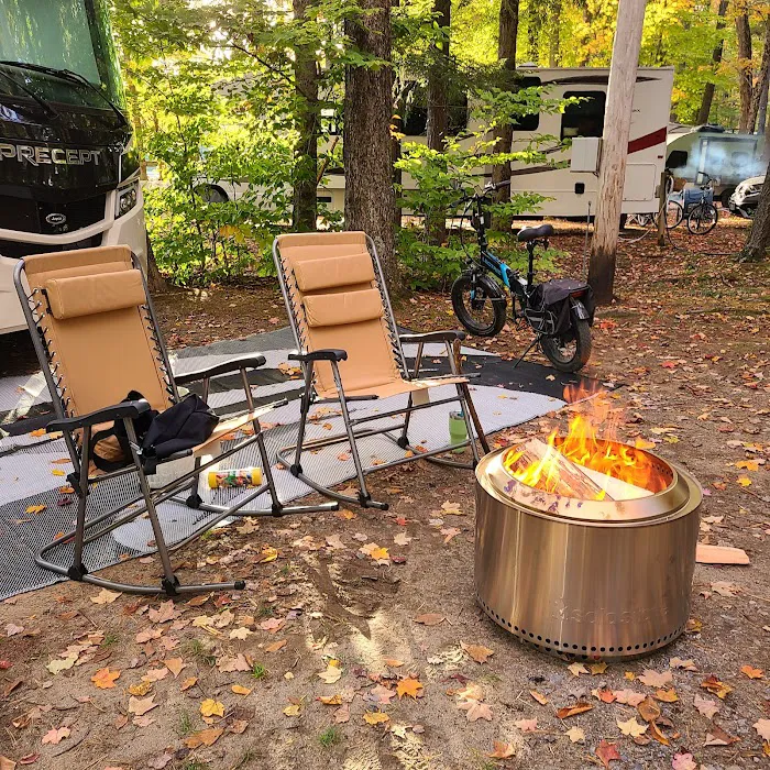 Saratoga Escape Lodges & RV Resort 4