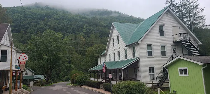 Cedar Run Inn 4
