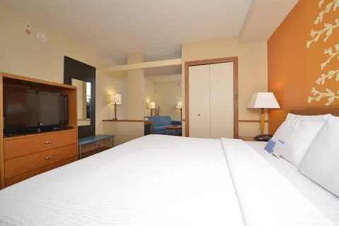 Fairfield Inn & Suites Williamsport 4